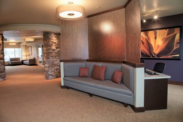 Ledgestone Hotel - Photo5