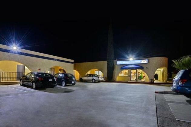 Americas Best Value Inn & Suites -Yucca Valley - Photo2
