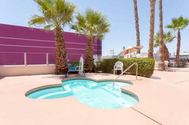 Knights Inn and Suites Yuma - Photo5