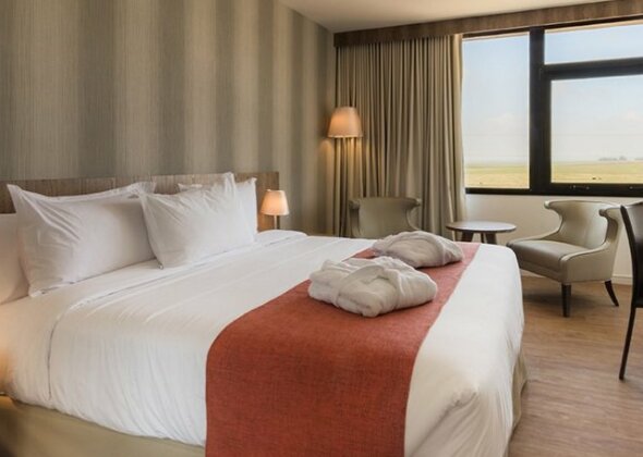Salinas del Almiron Resort Termal - Photo4