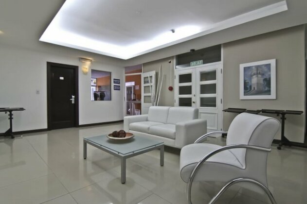 De La Plaza Hotel - Photo3