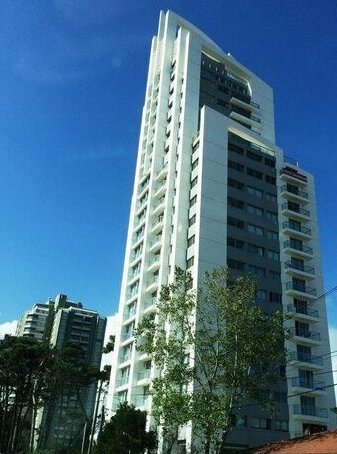 Summer Tower Piso 16