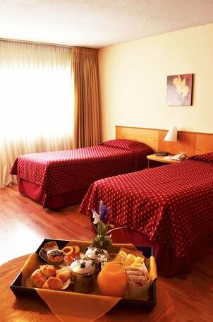Armon Suites Hotel - Photo4