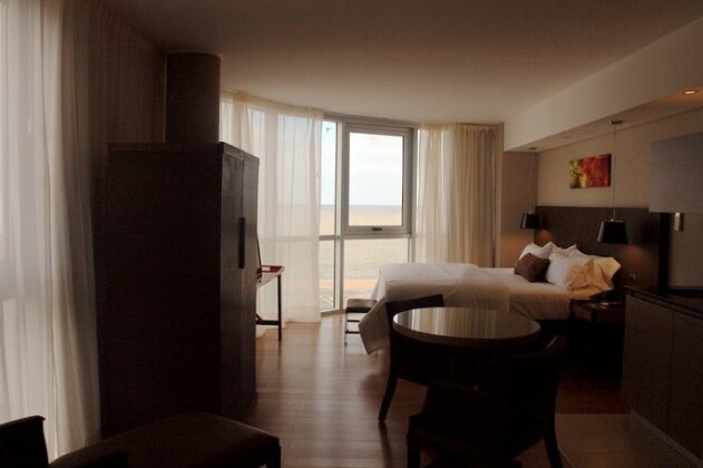 AXSUR Design Hotel - Photo4