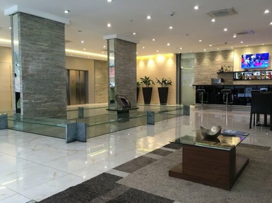 Crystal Tower - Photo3