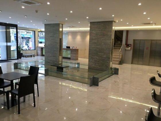 Crystal Tower - Photo4