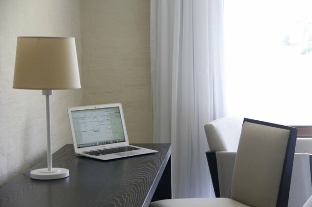 Lago Carrasco Hotel - Photo5