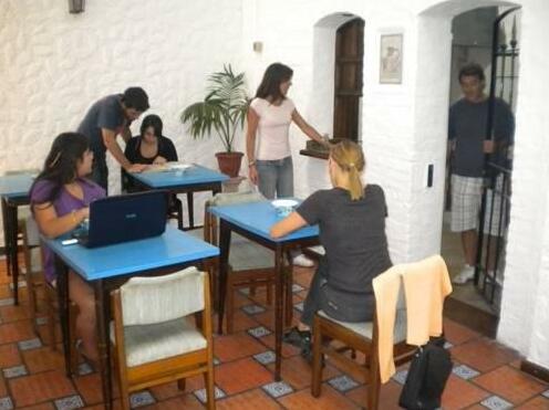 MVD Colonial Hostel - Photo3