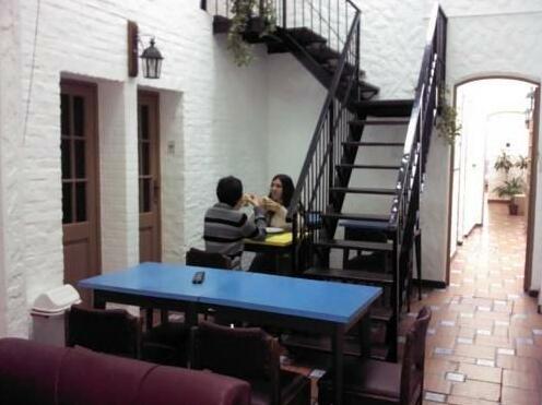 MVD Colonial Hostel - Photo4