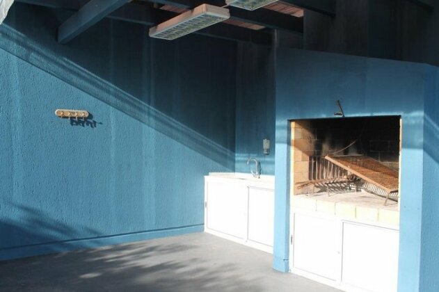 Practical and Modern - Photo4