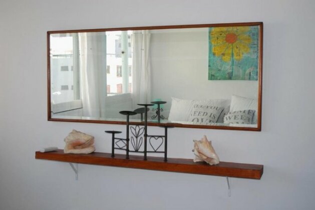 Trendy Apartment with Terrace and Garage - Photo2