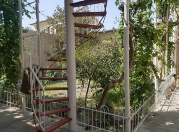 Best Guess House - Photo5