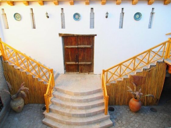 Bibi-Khanym Hotel - Photo2