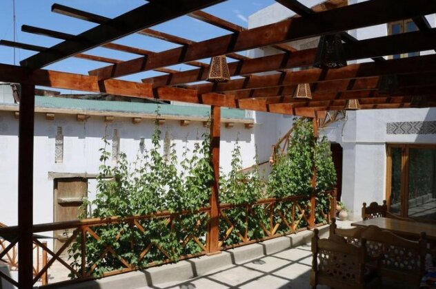 Bibi-Khanym Hotel - Photo4