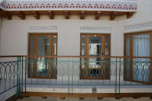 Photo 2