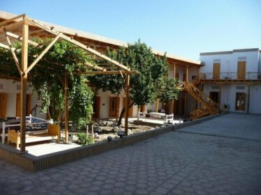 Hovli Poyon Hotel