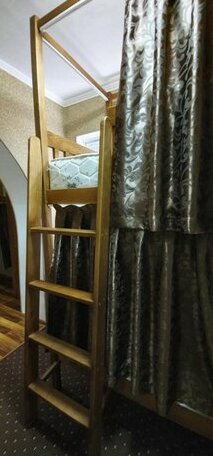 Status House - Photo3