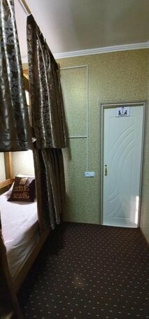 Status House - Photo5