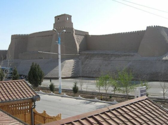 Photo 1