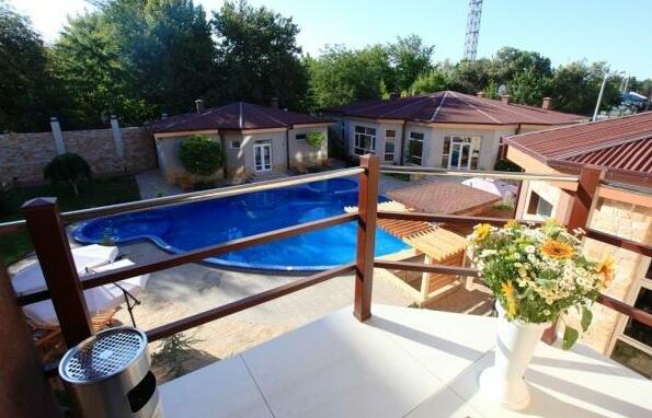 Grand M Hotel Navoiy - Photo2