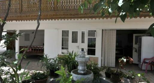 Hotel Dilshoda