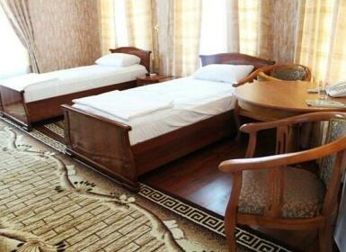 Ideal Hotel