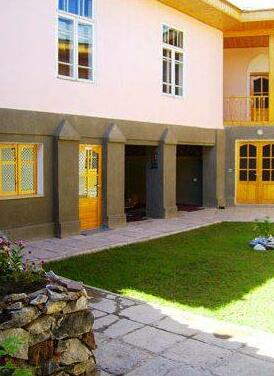 Jahongir B&B - Photo2