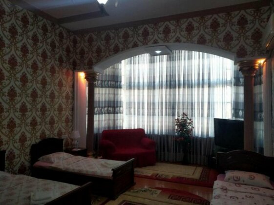 Navruzbek - Photo5