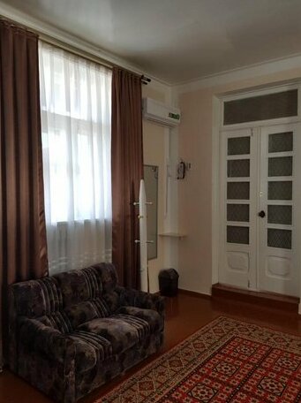 SamGrad - Photo3