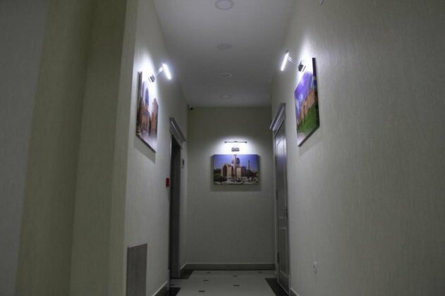 Eldi Plaza - Photo4