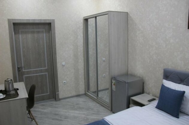 Eldi Plaza - Photo5