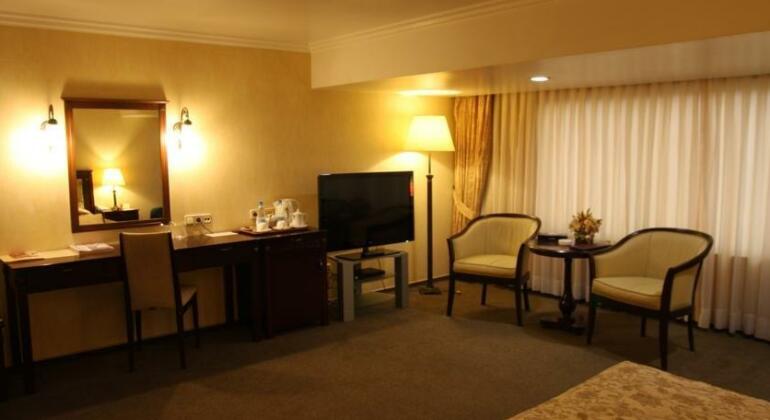 Grand Mir Hotel - Photo3