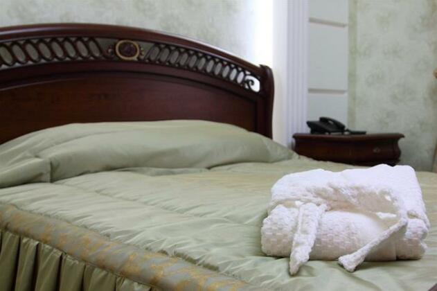 Grand Nur Hotel - Photo2