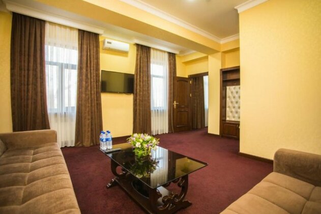 Hotel Grand Capital - Photo3
