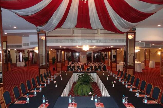 Le Grande Plaza Hotel - Photo2
