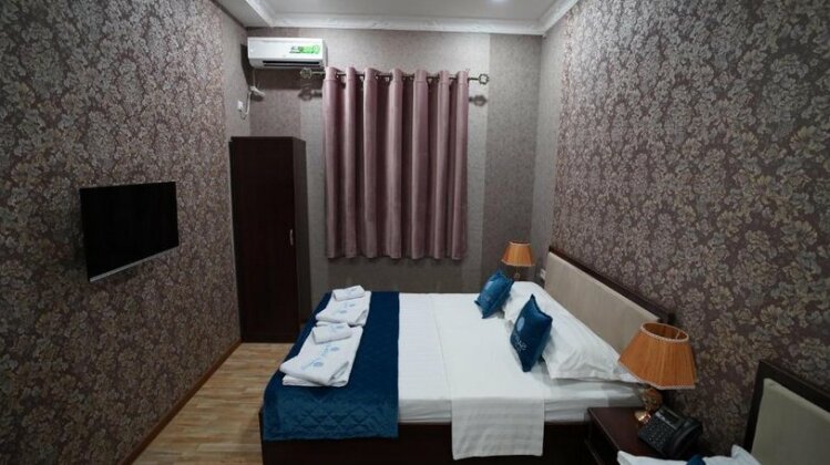 Sapphire Hotel Tashkent - Photo2