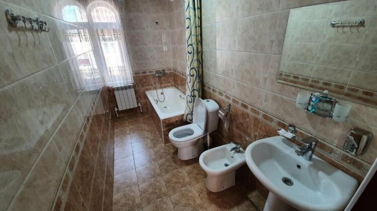 Sarbon Hotel Tashkent - Photo5