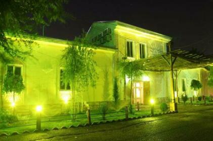 Sunrise Caravan Stay - Boutique Guest House