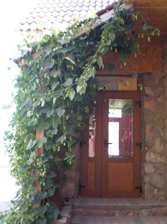 Chimgan Apple Garden - Photo2