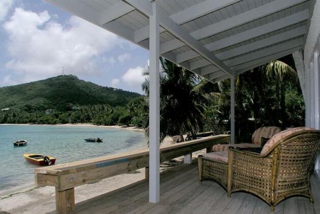 Bequia Beachfront Villas - Photo2