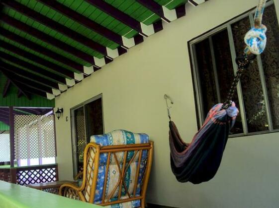 Friendship Garden Apartments - Photo4
