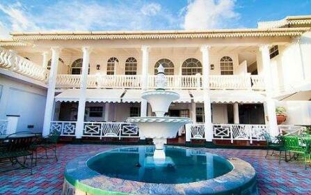 Grenadine House