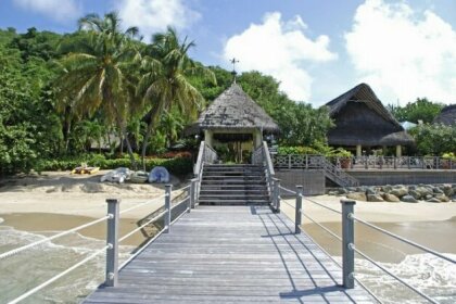 Tamarind Beach Hotel & Yacht Club