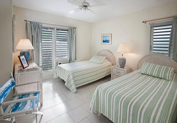Colony Cove Beach Resort by Antilles Resorts - Photo4