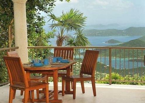 Coral Oasis - Photo2
