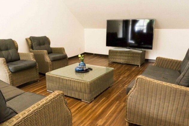 Victory Road Villas - Photo2