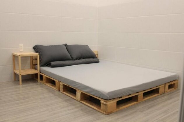 B Home - Photo4
