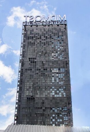 Midmost Boutique Hostel