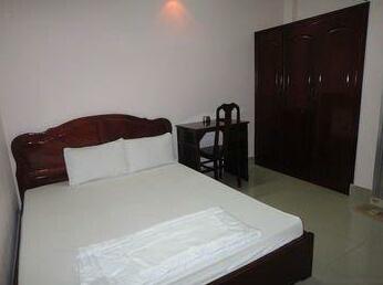 Phat Thinh Hotel Guesthouse - Photo4