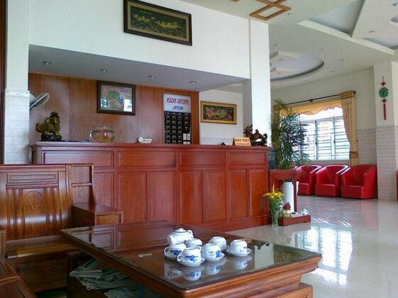Phung Ngan Hotel - Photo2